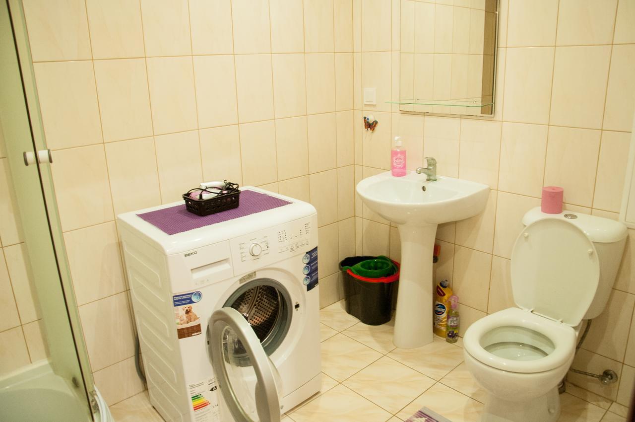 Apartments On Svobody 39 Uzhhorod Luaran gambar